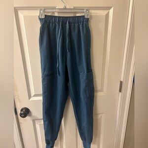 Women’s Blue Scrubs/Jogger Pants Size Small
